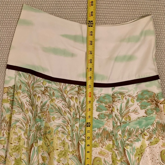 Unique Printed Skirt - Picture 9 of 9